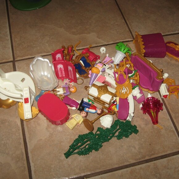 Playmobil 5142 Dream Fantasy Princess Castle - Large Playset Lot - Plus extras - Picture 5 of 16